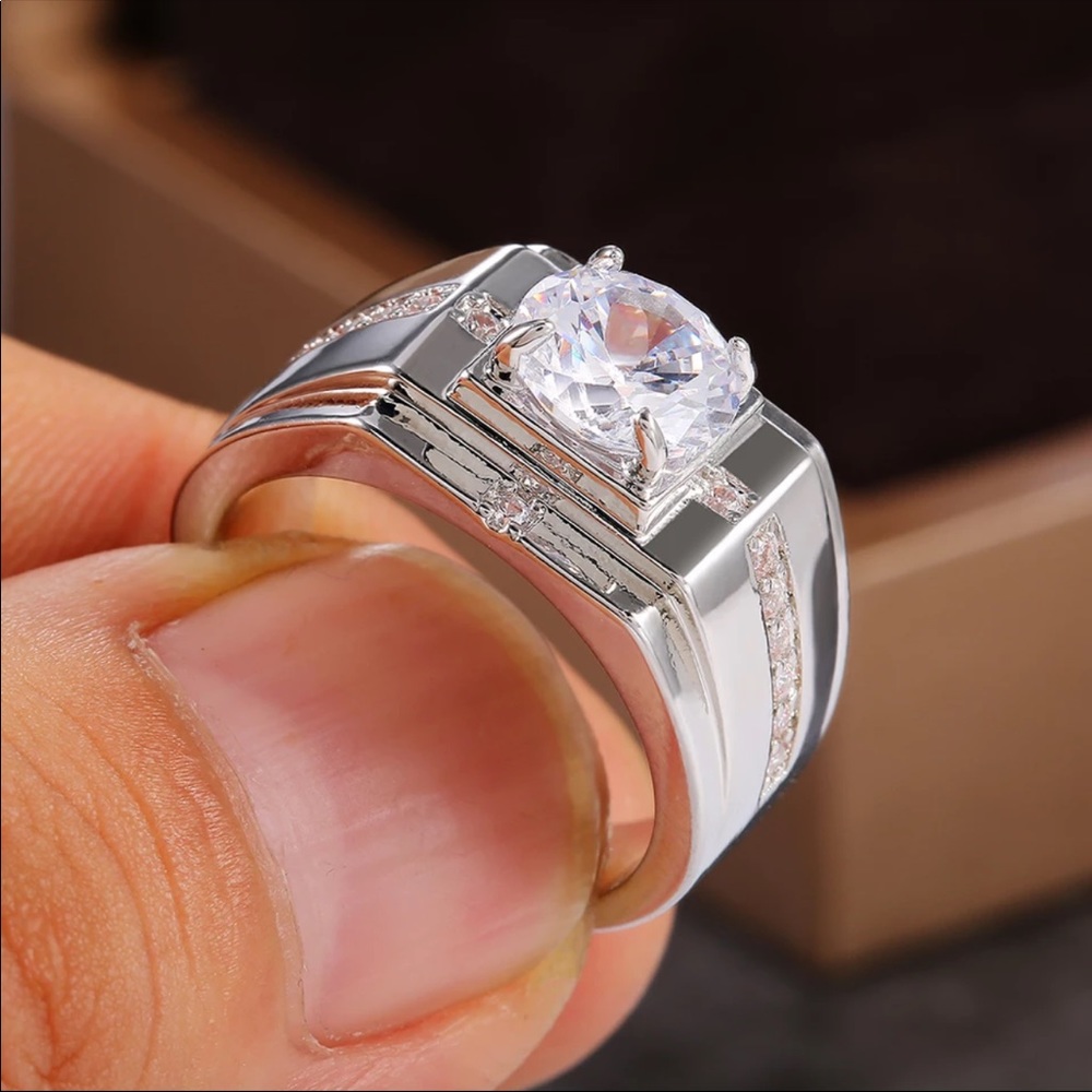 New mens icy flashy rock star hip hop ring - Picture 2 of 6